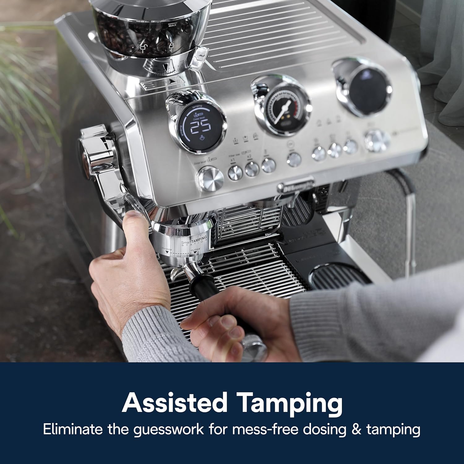 De'Longhi La Specialista Maestro Espresso Machine with Grinder