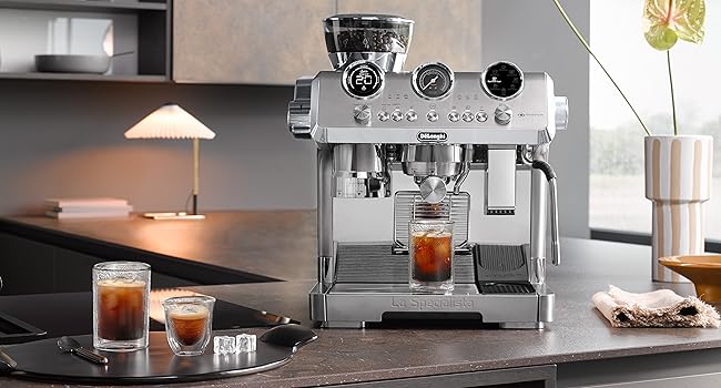 De'Longhi La Specialista Maestro Espresso Machine with Grinder
